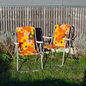 Pour ce dernier jour de l’année ❄️, on vous apporte le soleil avec ces deux petites beautés. Même si ce n’est pas le moment pour en profiter, comment ne pas résister ? En plus les dossiers sont réglables !

Bon réveillon à tous, à l’année prochaine !

#vintage #retrocamping #chaisepliantevintage #fauteuilpliantvintage #chaisevintage