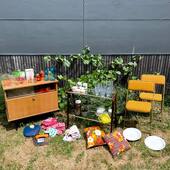 Cette semaine, on vous a déniché un max de nouveautés ! Et on commence à avoir le plein pour nos prochains déballages.

• Paire de chaise Lafuma
• Plats de service Arcopal Veronica
• Coussins vintage
• Nappes vintage
• Maniques
• Téléphone T75 Telic orange à touches
• Pèse personne Krups en skaï bleu
• Desserte métallique
• Service Luminarc Aster avec 6 verres haut et pichet
• Mugs Arcopal animaux enfant
• Tasses Arcopal Scania et Flore
• Boite à 12 oeufs jaune
• Beurriers Tupperware blanc
• Bocal Le parfait panda
• Boite Tupperware noire bouchon poussoir
• Pichet doseur fumé Arcopal Shell
• Bocal chicorée
• Plateau & 6 verres Negrita
• Bocaux bleus Lever
• Presse agrume SEB
• Chauffe oeuf Tefal
• Mini-hachoir SEB
• Verres moutarde
• Bouteille lait de Tours avec pub Banania
• Verre doseur Mougin
• Pichet italien pois rouge
• Desserte métallique vintage avec ses plateaux en verre
• Meuble vintage

Qu’est-ce que vous préférez ? Dites le nous en commentaire 😉

#vintage #retourdechine #chinedujour #brocante #brocantenligne