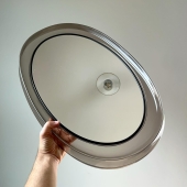 Petit résumé des nouveautés avec en exclusivité cette beauté de miroir plexi ovale à mettre en paysage ou portrait !

• Miroir ovale Guzzini en plexi fumé
• Minuteur Selef
• Socotel S63 classique
• Lampe à poser rotin
• Assiette Duralex spirale
• Horloge murale Jaz space age
• Balance pendulaire Posso
• Plat Arcopal Delhi
• Tasse Duralex de couleurs

#vaisselleduralex #duralexvintage #vaissellevintage #arcopal #arcopaldelhi #balanceposso #horlogejaz #horlogevintage #horlogespaceage #lamperotin #assietteduralex #tasseduralex #guzzini #miroirvintage #miroirplexi #minuteurselef #minuteurvintage #socotel #socotels63 #brocante #brocanteenligne #miroirplexiglas #miroir