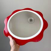 Un dernier petit bilan de nos nouveautés, à retrouver sur la boutique en ligne.

On en profite pour vous remercier de cette année 2025, pour votre fidélité, pour vos échanges sur les brocantes et vos commandes !

Cette semaine on en profite pour chiner un peu. Dès les prochains jours, des nouveautés à venir et si le ☀️ est avec nous, rendez-vous le dimanche 11 janvier à La Belle Brocante du Gabut.

• Miroir MK-298 🇫🇮
• Socotel S63 orange à touches
• Horloge murale vintage 
• Yaourtière Yalacta complète
• Presse agrume électrique SEB
• Bocal Henkel à vis
• Set de coquetier Duralex
• Coquetier Arcopal « Scania »
• Grande tasse Arcopal « Square »
• Classique Tupperware

#vintage #brocanteenligne #retourdechine #arcopal #tupperware